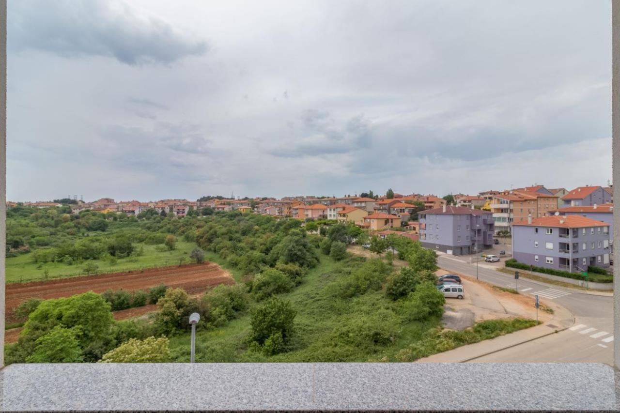 Lovely Apartment Near Centar Póla Kültér fotó